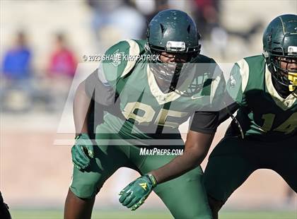 Thumbnail 2 in DeSoto vs Southlake Carroll (6A Div II Semifinal) photogallery.
