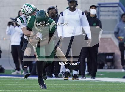 Thumbnail 3 in DeSoto vs Southlake Carroll (6A Div II Semifinal) photogallery.