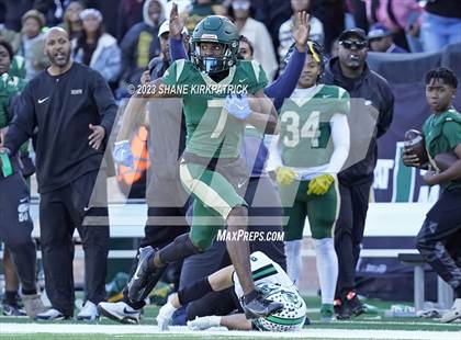 Thumbnail 1 in DeSoto vs Southlake Carroll (6A Div II Semifinal) photogallery.