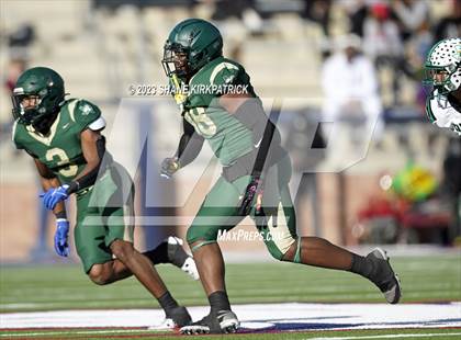 Thumbnail 1 in DeSoto vs Southlake Carroll (6A Div II Semifinal) photogallery.