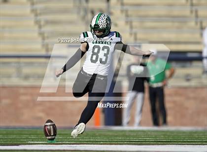 Thumbnail 3 in DeSoto vs Southlake Carroll (6A Div II Semifinal) photogallery.
