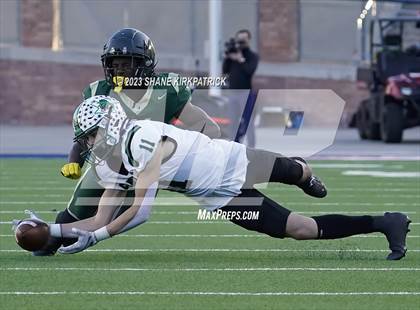 Thumbnail 2 in DeSoto vs Southlake Carroll (6A Div II Semifinal) photogallery.
