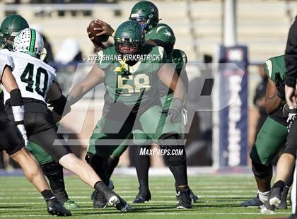 Thumbnail 3 in DeSoto vs Southlake Carroll (6A Div II Semifinal) photogallery.