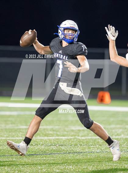 Thumbnail 3 in Menomonee Falls @ Brookfield Central photogallery.