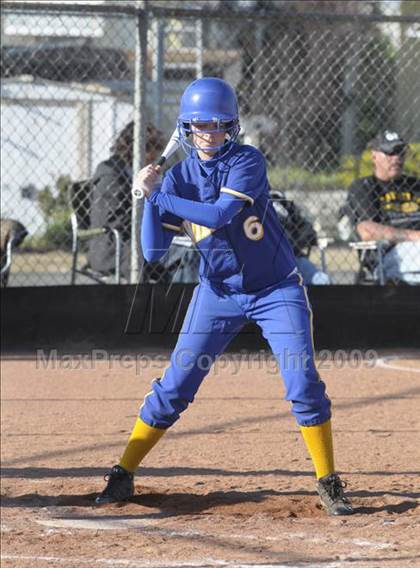 Thumbnail 2 in Taft @ Tehachapi photogallery.