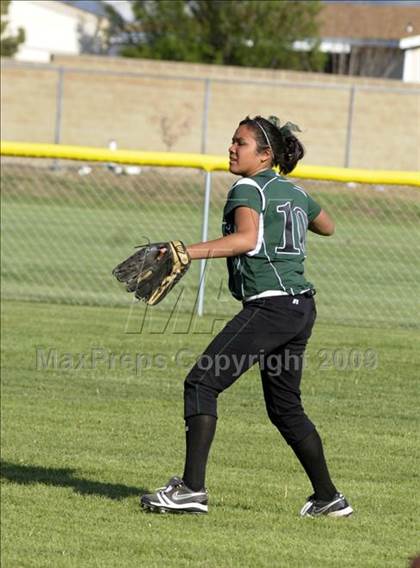 Thumbnail 3 in Taft @ Tehachapi photogallery.