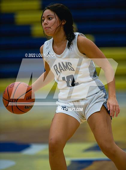 Thumbnail 3 in St. Michael's vs. Rio Rancho (Bobby Rodriguez Capital City Tournament) photogallery.