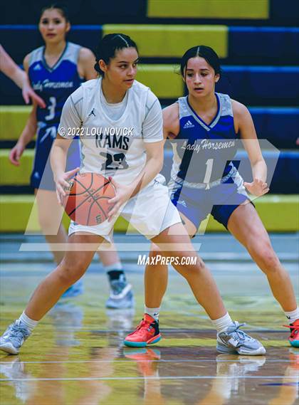 Thumbnail 2 in St. Michael's vs. Rio Rancho (Bobby Rodriguez Capital City Tournament) photogallery.