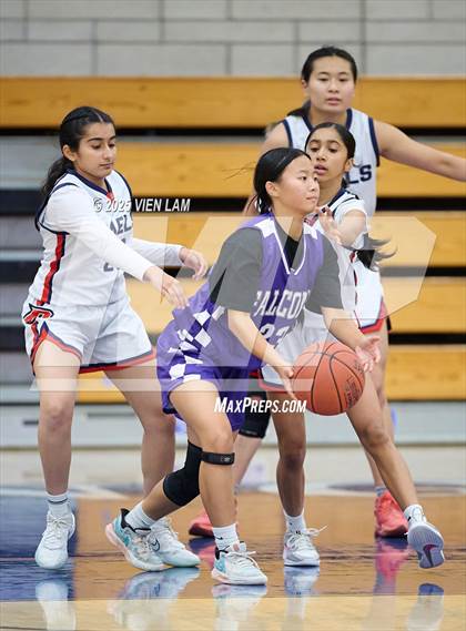 Thumbnail 2 in JV: College Park @ Dublin photogallery.