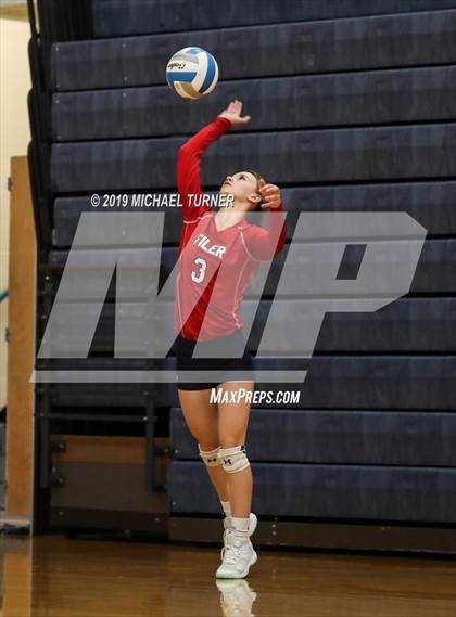 Thumbnail 3 in Kellogg vs Filer (3A State Tournament) photogallery.