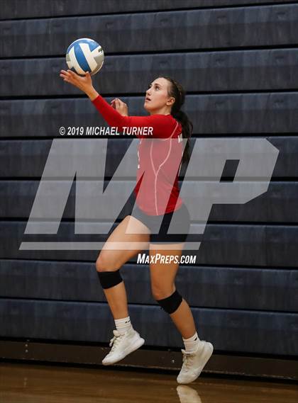 Thumbnail 2 in Kellogg vs Filer (3A State Tournament) photogallery.