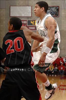Thumbnail 2 in Westchester vs. De La Salle (Nike Extravaganza) photogallery.