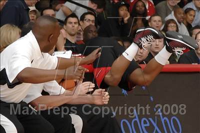 Thumbnail 1 in Westchester vs. De La Salle (Nike Extravaganza) photogallery.