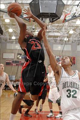 Thumbnail 3 in Westchester vs. De La Salle (Nike Extravaganza) photogallery.