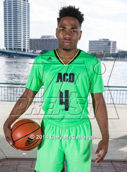 Thumbnail 3 in  Arlington Country Day (Preseason Top 10 Photo Shoot)  photogallery.