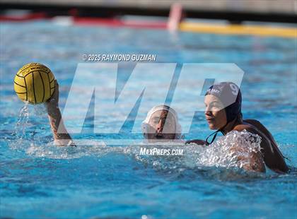 Thumbnail 2 in Arroyo Grande vs. Clovis East photogallery.