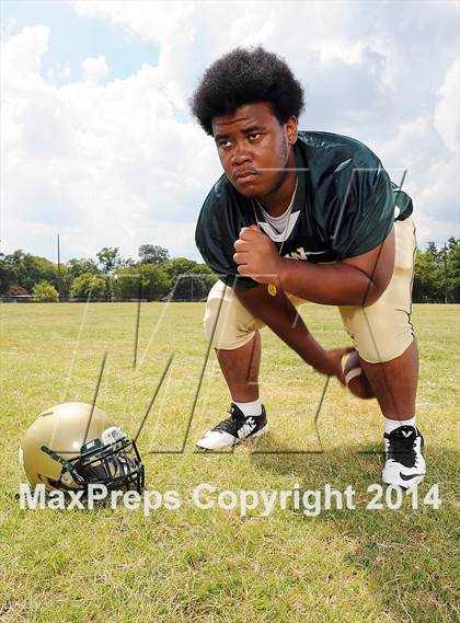 Thumbnail 3 in Woodlawn (2014 Rivalry Series Photo Shoot)  photogallery.