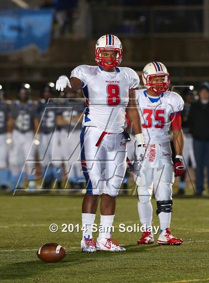 Thumbnail 1 in East vs. Olathe North (KSHSAA Class 6A Playoff) photogallery.