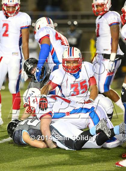 Thumbnail 2 in East vs. Olathe North (KSHSAA Class 6A Playoff) photogallery.