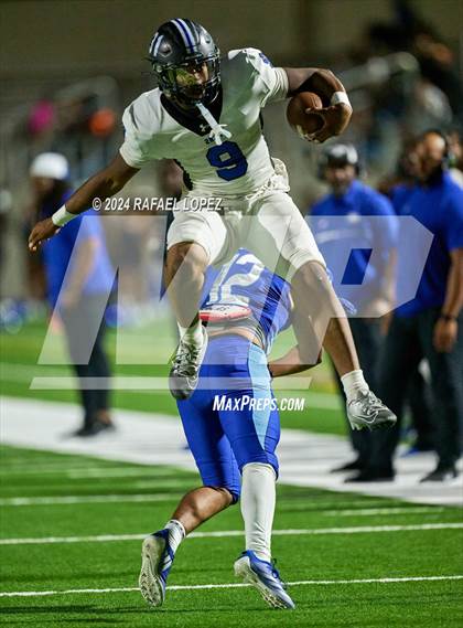 Thumbnail 2 in Dekaney @ Aldine photogallery.