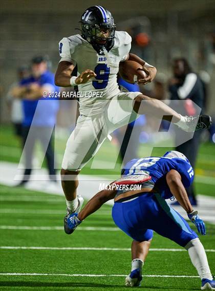 Thumbnail 3 in Dekaney @ Aldine photogallery.