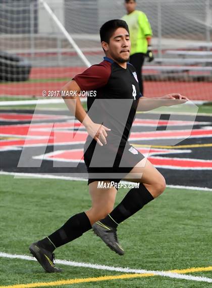 Thumbnail 1 in NFL Yet Academy vs. Yuma Catholic (AIA 3A Final) photogallery.