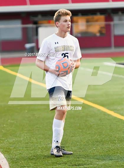 Thumbnail 2 in NFL Yet Academy vs. Yuma Catholic (AIA 3A Final) photogallery.