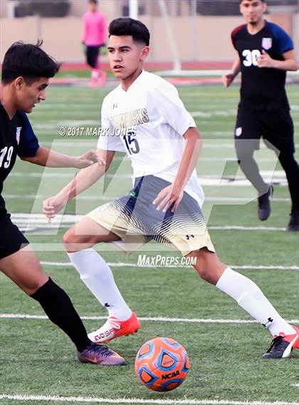 Thumbnail 1 in NFL Yet Academy vs. Yuma Catholic (AIA 3A Final) photogallery.