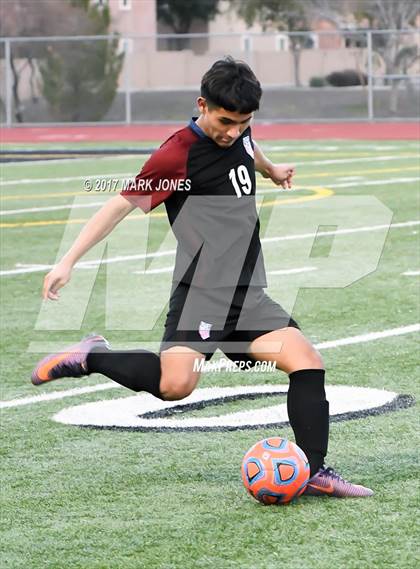 Thumbnail 1 in NFL Yet Academy vs. Yuma Catholic (AIA 3A Final) photogallery.