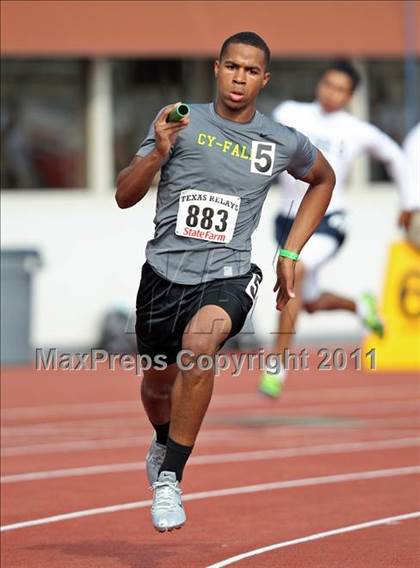 Thumbnail 1 in 84th Clyde Littlefield Texas Relays (Day 1 - Track Events) photogallery.