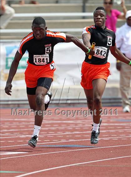 Thumbnail 1 in 84th Clyde Littlefield Texas Relays (Day 1 - Track Events) photogallery.
