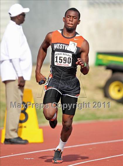 Thumbnail 3 in 84th Clyde Littlefield Texas Relays (Day 1 - Track Events) photogallery.