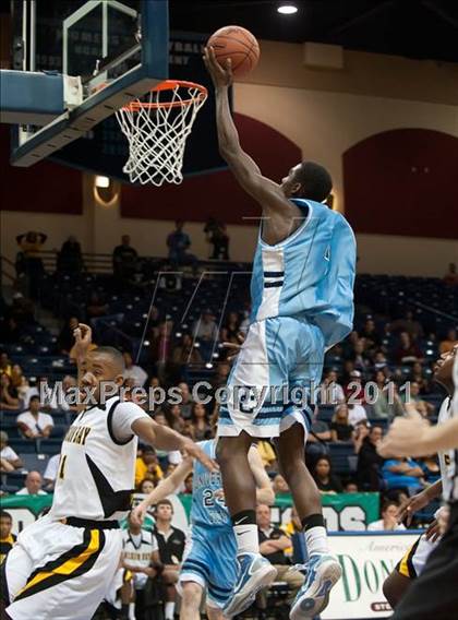 Thumbnail 3 in Mission Bay vs University City (CIF SDS D3 Final) photogallery.