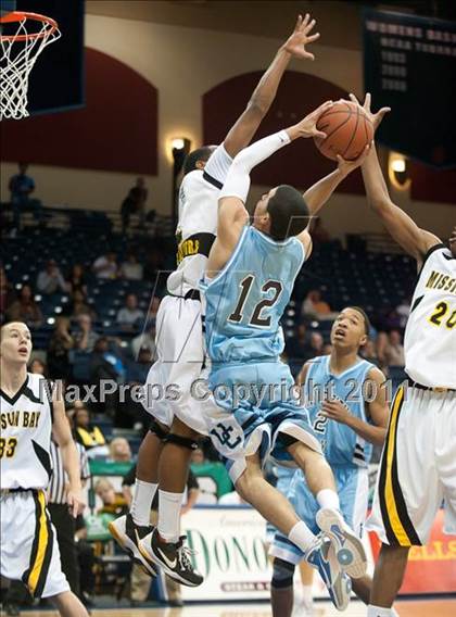 Thumbnail 1 in Mission Bay vs University City (CIF SDS D3 Final) photogallery.