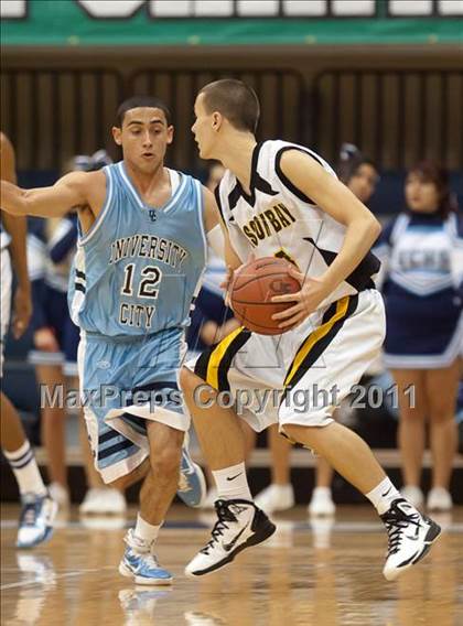 Thumbnail 2 in Mission Bay vs University City (CIF SDS D3 Final) photogallery.