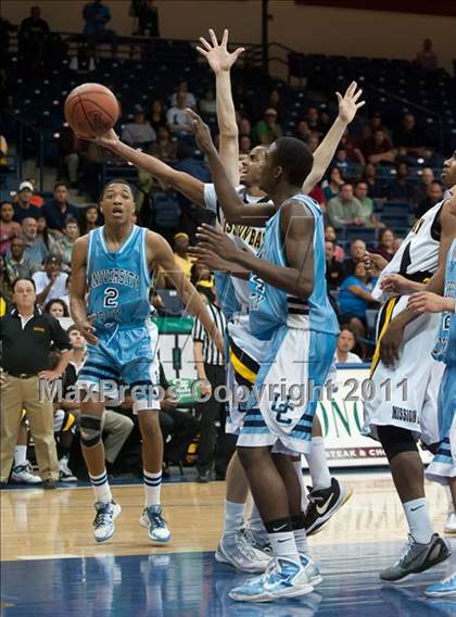 Thumbnail 2 in Mission Bay vs University City (CIF SDS D3 Final) photogallery.