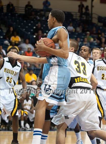 Thumbnail 2 in Mission Bay vs University City (CIF SDS D3 Final) photogallery.