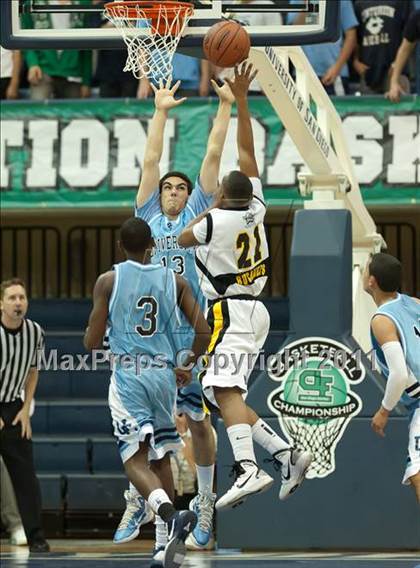 Thumbnail 3 in Mission Bay vs University City (CIF SDS D3 Final) photogallery.