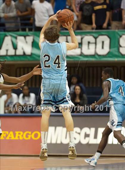 Thumbnail 1 in Mission Bay vs University City (CIF SDS D3 Final) photogallery.