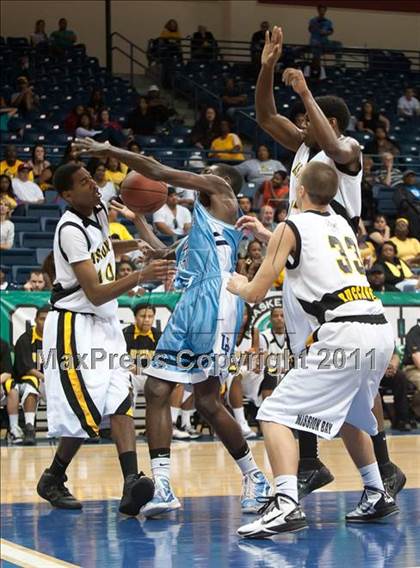 Thumbnail 3 in Mission Bay vs University City (CIF SDS D3 Final) photogallery.