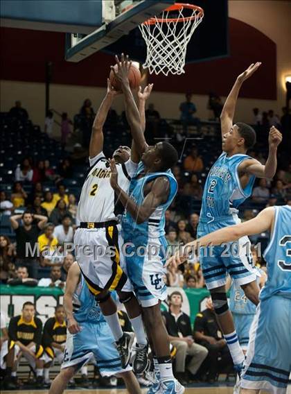 Thumbnail 1 in Mission Bay vs University City (CIF SDS D3 Final) photogallery.