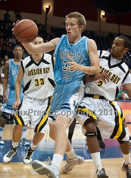 Thumbnail 3 in Mission Bay vs University City (CIF SDS D3 Final) photogallery.