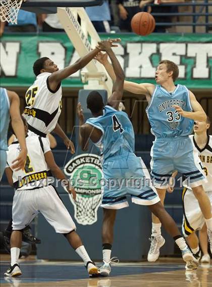 Thumbnail 3 in Mission Bay vs University City (CIF SDS D3 Final) photogallery.