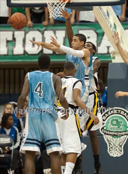 Thumbnail 3 in Mission Bay vs University City (CIF SDS D3 Final) photogallery.