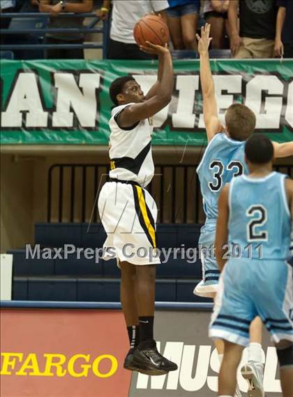 Thumbnail 1 in Mission Bay vs University City (CIF SDS D3 Final) photogallery.