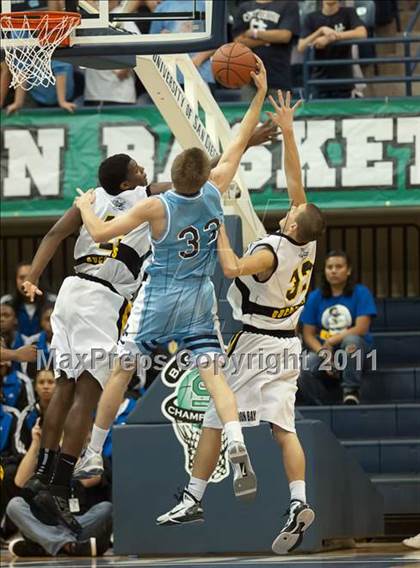 Thumbnail 2 in Mission Bay vs University City (CIF SDS D3 Final) photogallery.