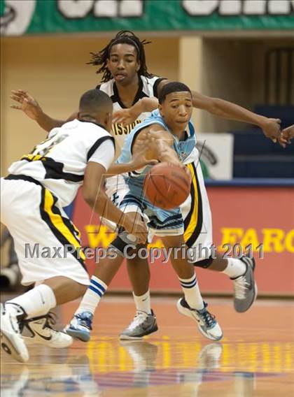 Thumbnail 1 in Mission Bay vs University City (CIF SDS D3 Final) photogallery.