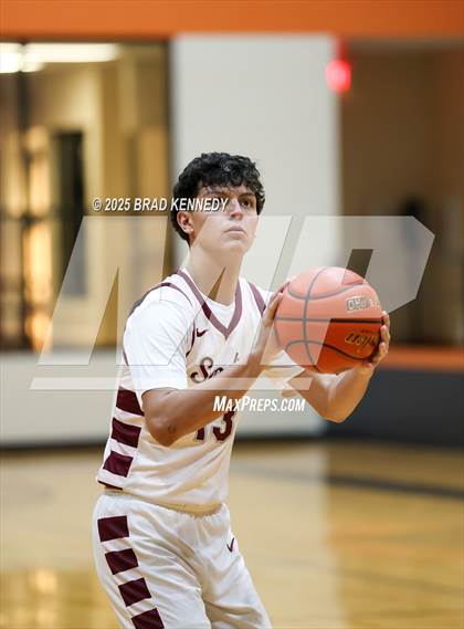 Thumbnail 3 in Garrison vs Grapeland (Bobcat Classic) photogallery.