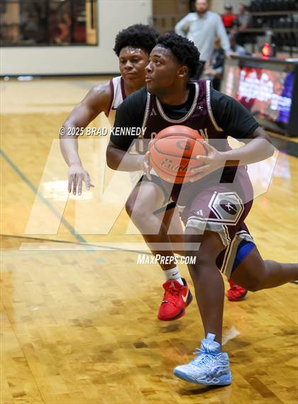 Thumbnail 2 in Garrison vs Grapeland (Bobcat Classic) photogallery.