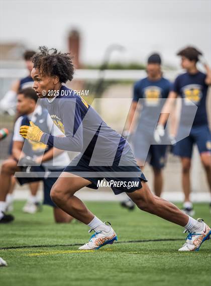 Thumbnail 2 in Millikan VS Corona Del Mar (Battle at the Beach 7on7) photogallery.